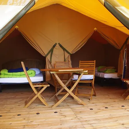 Le Domaine Des Jonquilles Camping