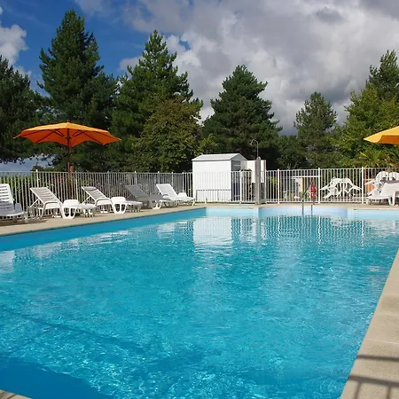 Le Domaine Des Jonquilles 2* Saint-Alban (Cotes-d'Armor)